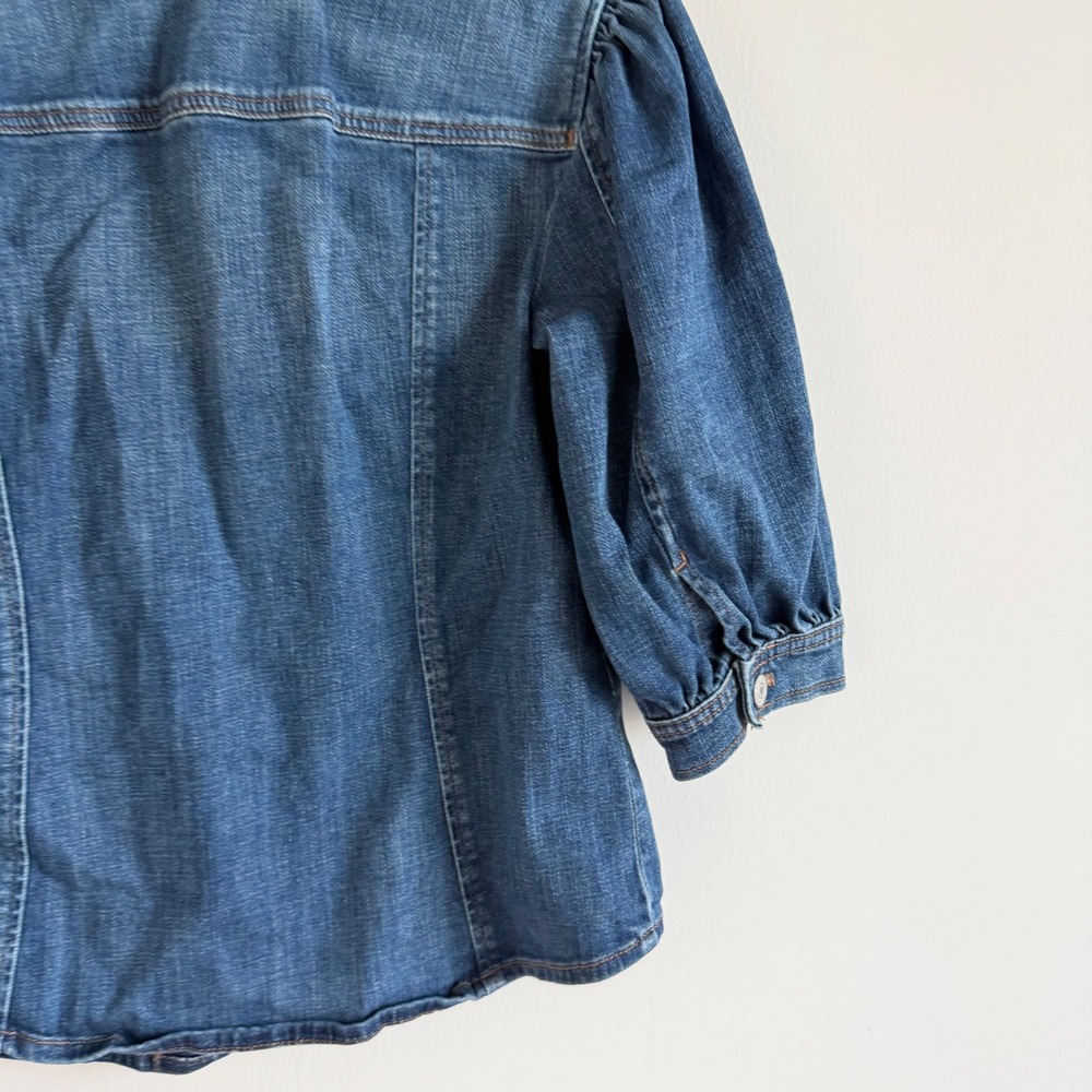 Chicos‎ Structured Puff Sleeve Denim Shirt Size 1 - Picture 9 of 10